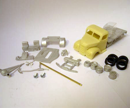 PROMOD TRUCK KIT BEDFORD TK  4X2 TRACTOR CAB 1:50 SCALE 