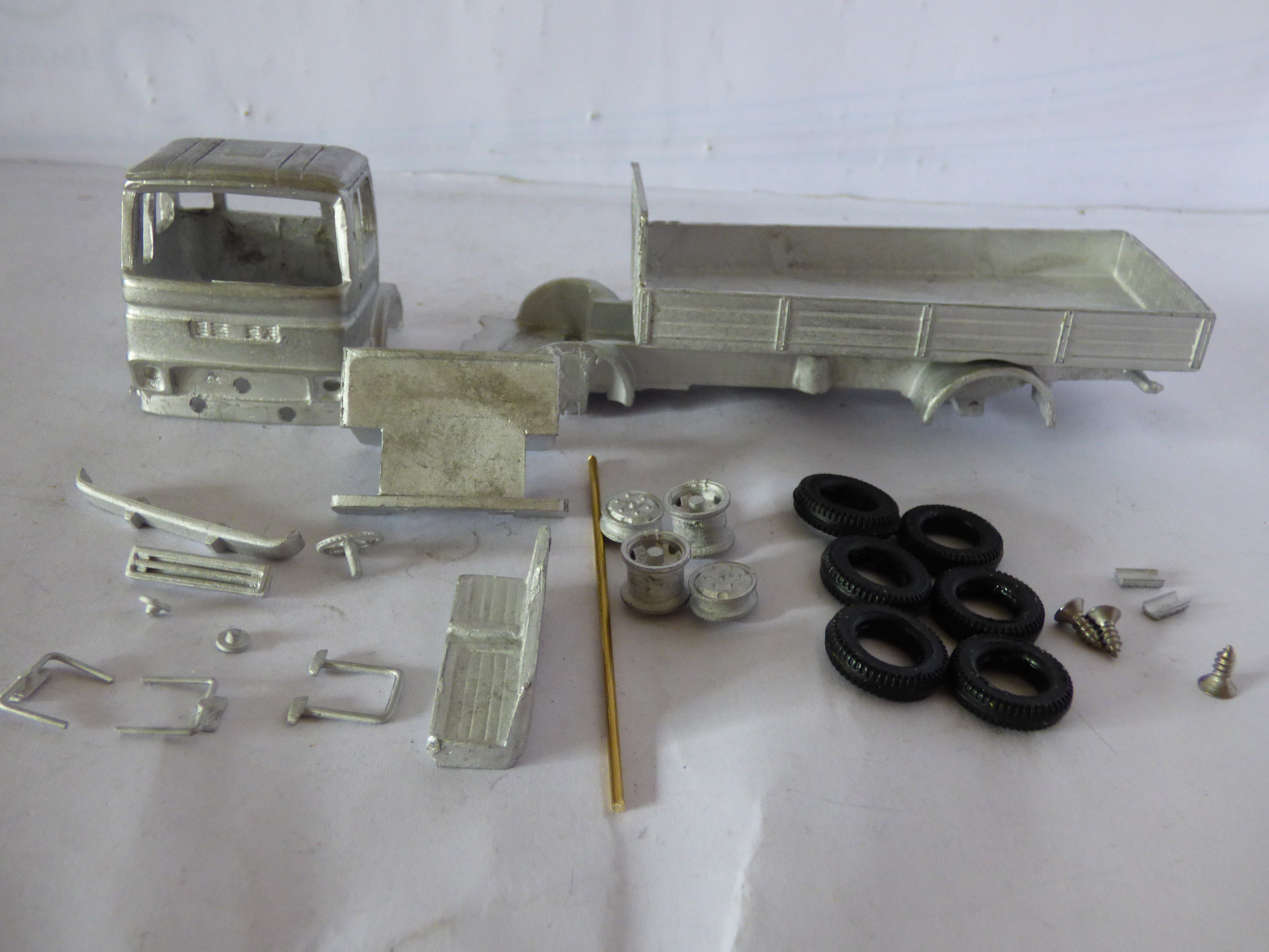 Promod Commer Commando 100 Dropside truck kit 1/50th scale | Promod ...